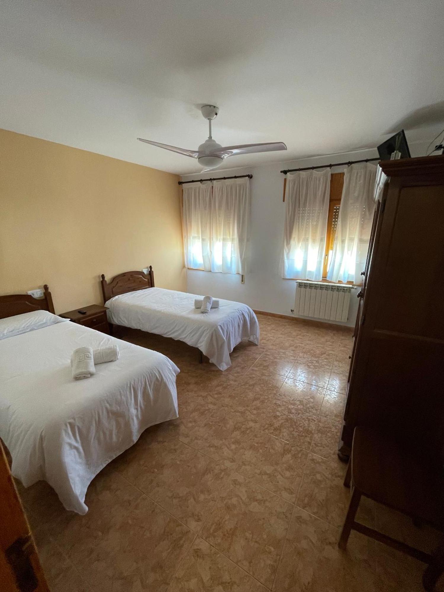 Hostal La Rurala Estopanya Estopinan del Castillo Exteriör bild